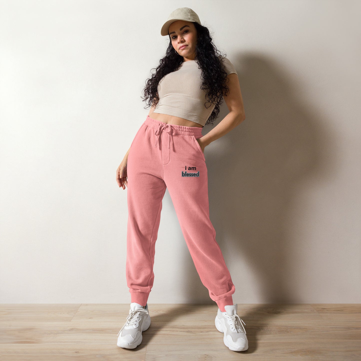 Women pigment-dyed sweatpants